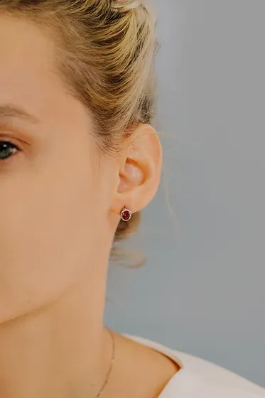Orecchini rubino ovali