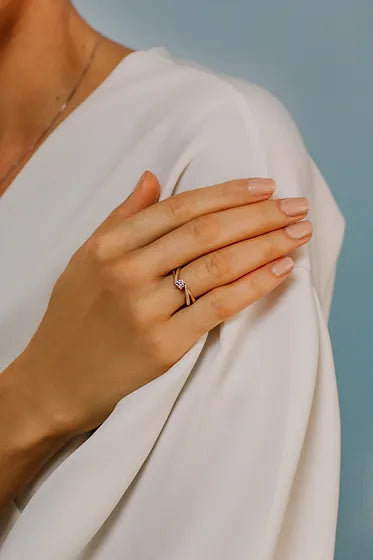 Anello solitario bicolore