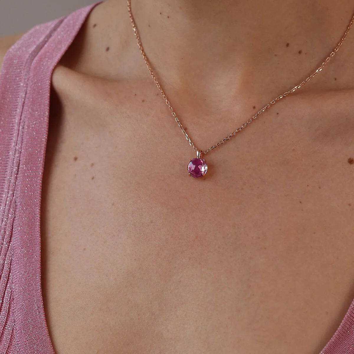 Collana Catena Rolo con Pendente in Prisma Gem Fucsia