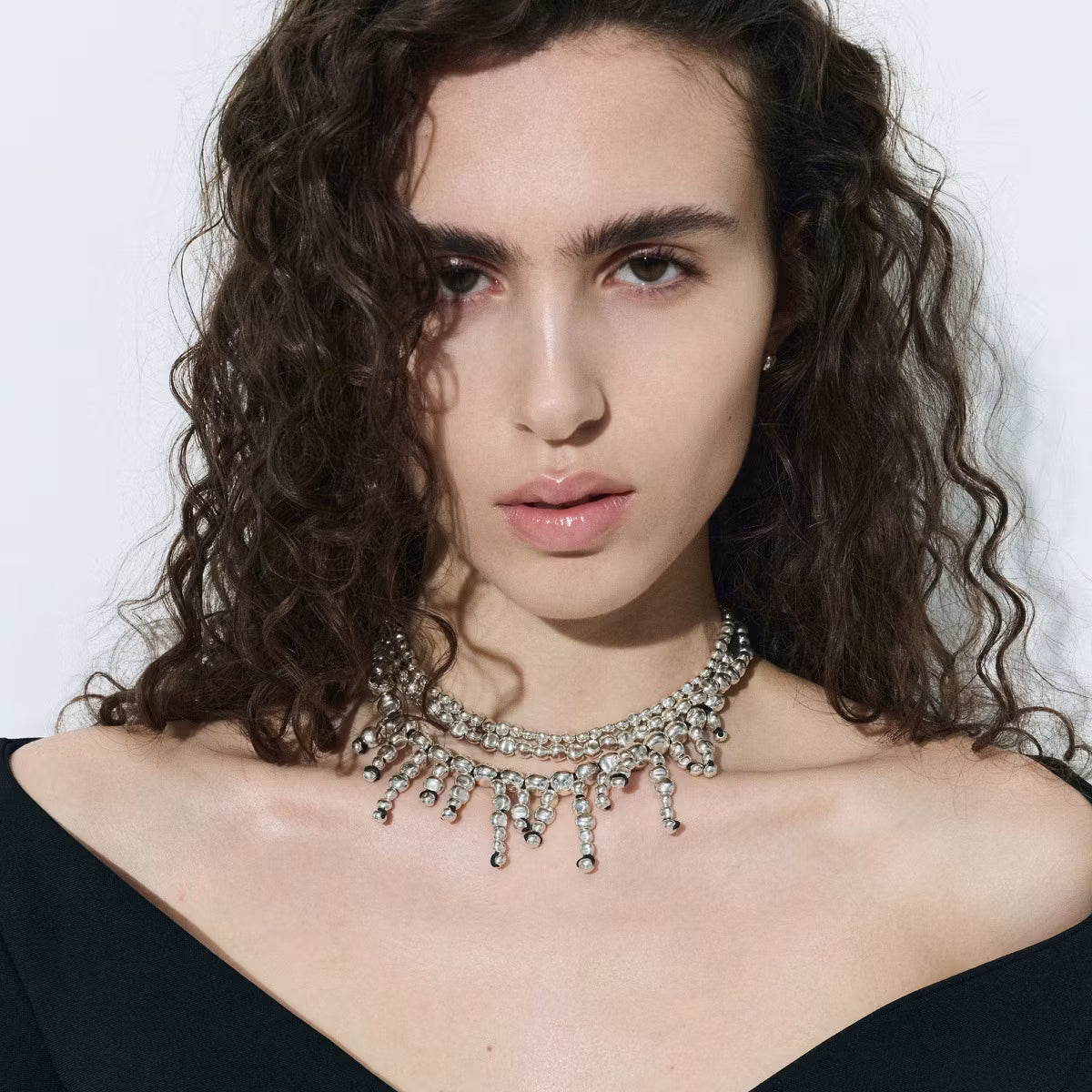 essential silver necklace